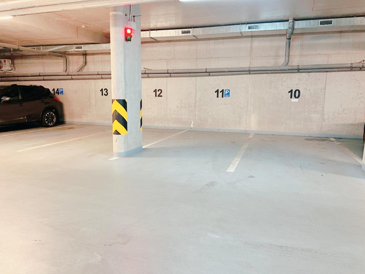 Luxury Central 150M2 Apartment On Wencelas Square With Private Garage Prag Dış mekan fotoğraf